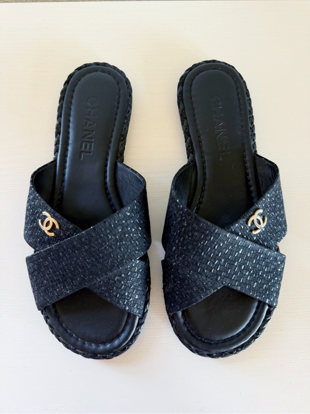 Chanel Black CC Criss Cross Slide Sandals Metallic Textured Fabric EU 38C